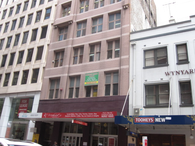 Right in the heart of the CBD Picture 1