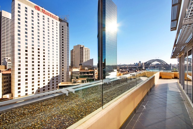 Stunning Circular Quay & Harbour Bridge Panorama FULLY FURNISHED THROUGHOUT Picture 1