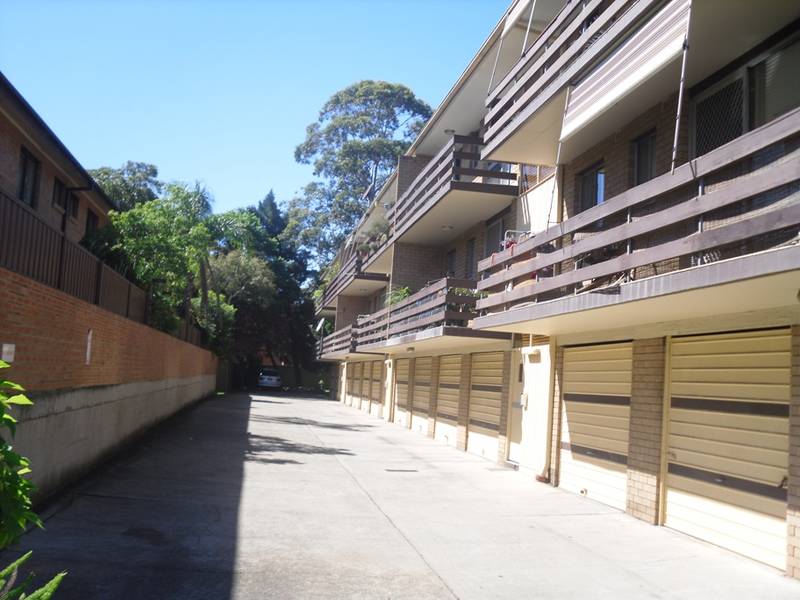 LOCATION!!!LOCATION!!! Picture 1