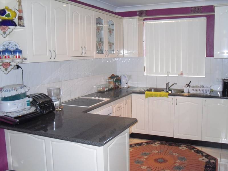 LOCATION!!!LOCATION!!! Picture 2