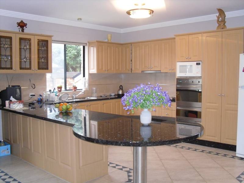 MILLION DOLLAR VIEW Picture 3