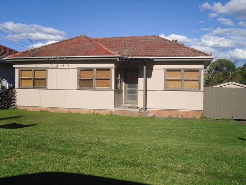 FULLY RENOVATED Picture 1