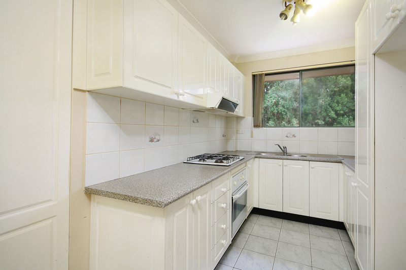 SOLD UNDER HAMMER OVER RESERVE PRICE!!!! Picture 2