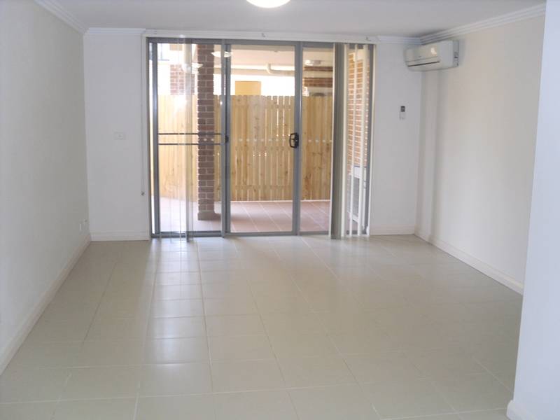 PRIVATE ENTERTAINMENT AREA!!! Picture 2