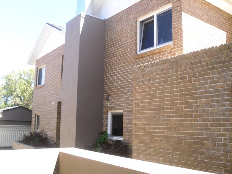 LOCATION CENTRAL Picture 2