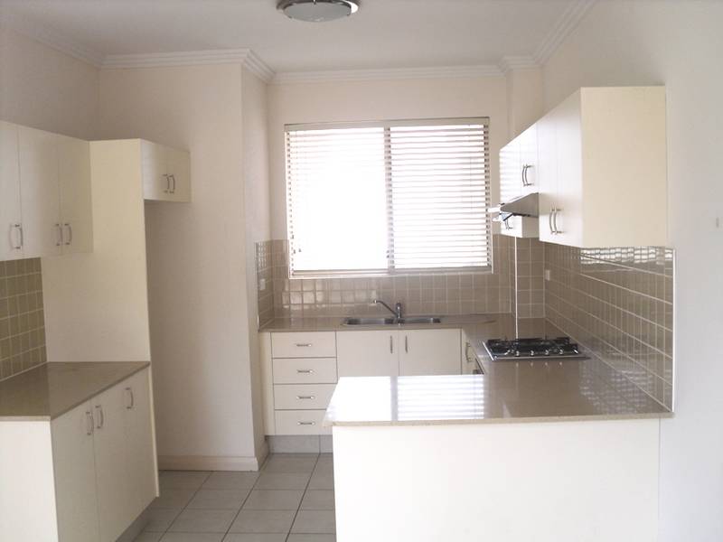 WESTMEAD GARDENS Picture 3