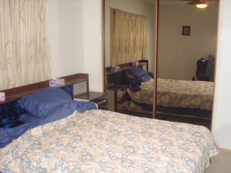 INCLUDES WATER + ELECTRCITY Picture 2