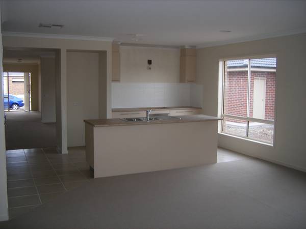 BRAND NEW STYLISH HOME!! Picture BRAND NEW STYLISH HOME!! Picture