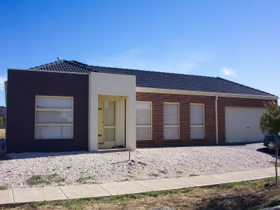 Modern Family Living Picture