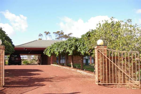 Close to Westlake Developments Spectacular Views Picture 1