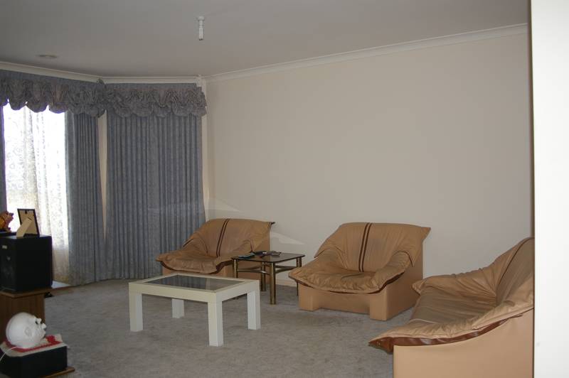 The Beauty of Easy Living! Picture 3