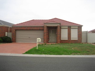 Don't look any further! - Superb 4 bedroom home with so much to offer! Picture