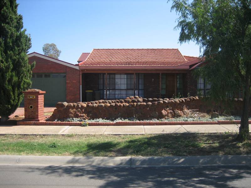 Perfect Family home!! Picture 1