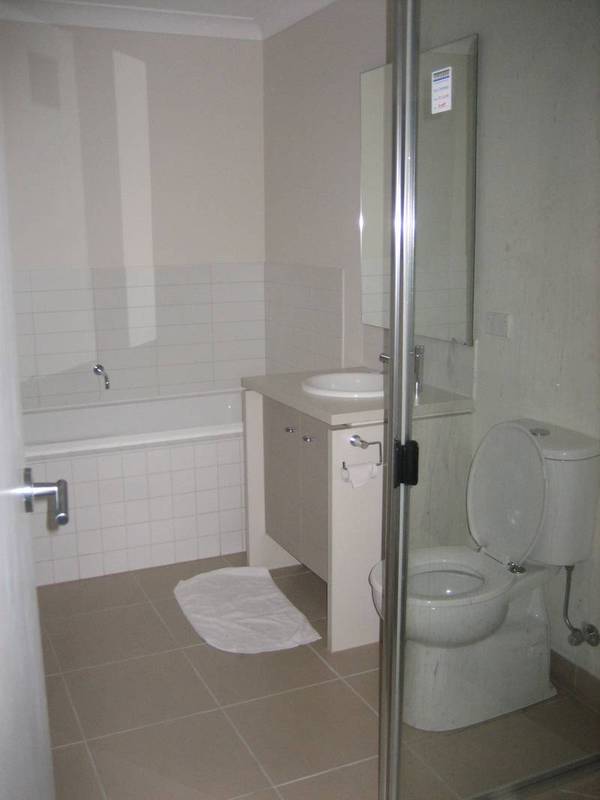 Brand New Modern Townhouse! Picture 2