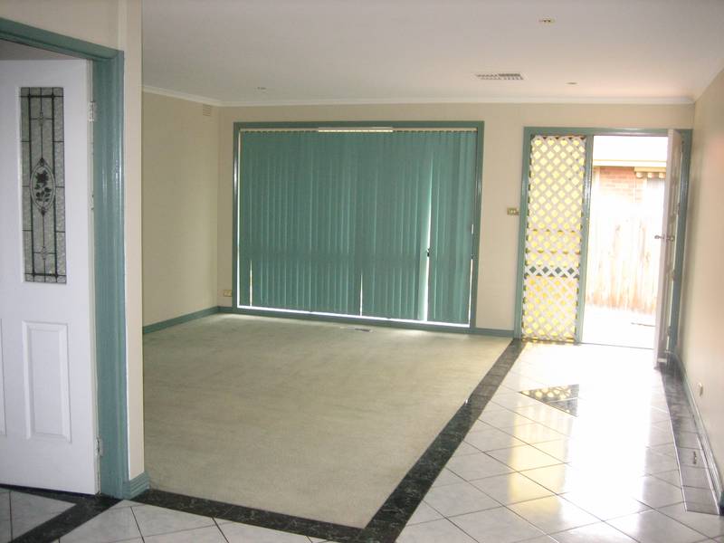 Location & Affordable!! Picture 3