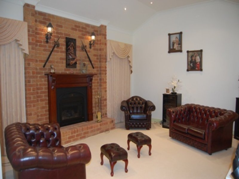 Seduced by Quality, Space and Entertaining Class Picture 3