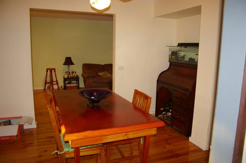 4 Bedroom Home Ready & Waiting! Picture 3