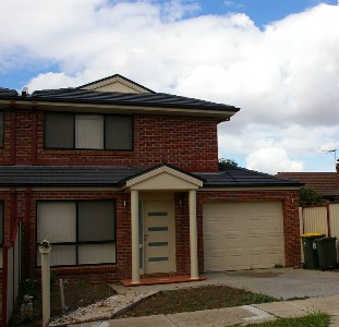 Modern with loads of space Picture