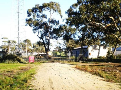 PRIME HIGHWAY LOCATION Picture