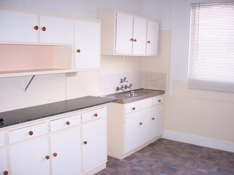 CHEAP CHEAP CHEAP Picture 3