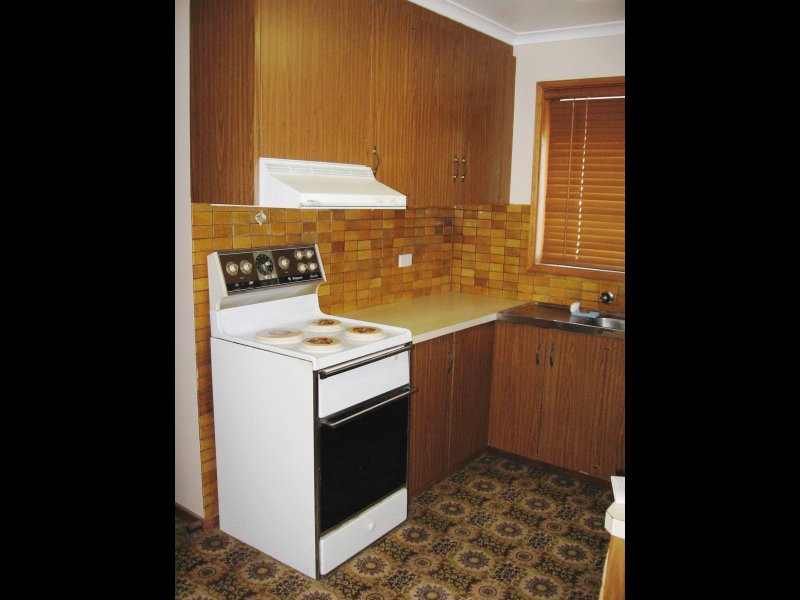 APPEALING FAMILY HOME Picture APPEALING FAMILY HOME Picture