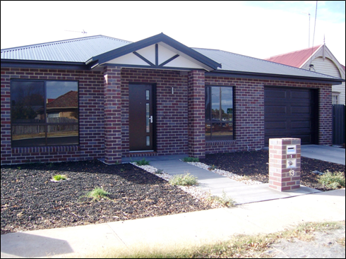 EXECUTIVE LIVING- CLOSE TO CBD Picture 1