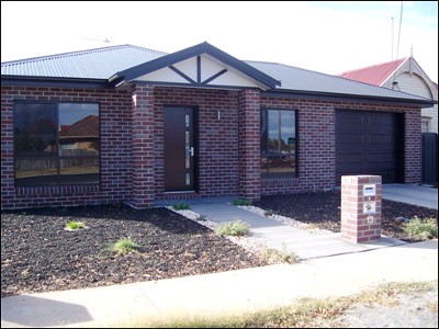 EXECUTIVE LIVING- CLOSE TO CBD Picture