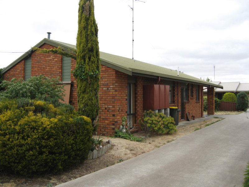 UNDER OFFER - UNDER CONTRACT Picture 1