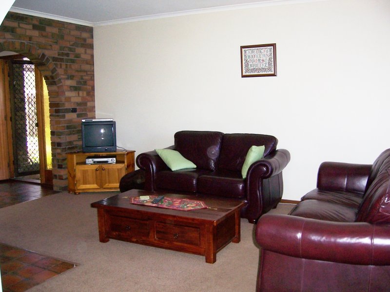 MAGNIFICENT FAMILY HOME Picture 2