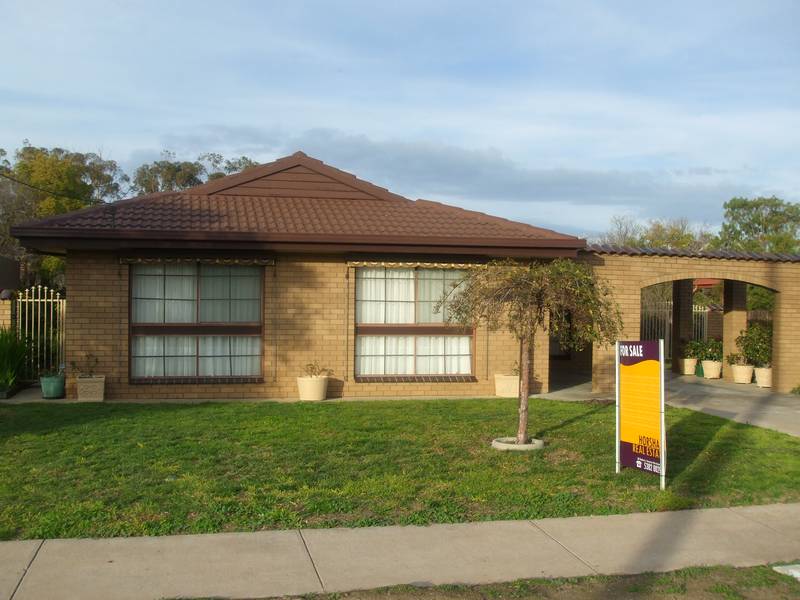 GREAT FAMILY HOME Picture 2