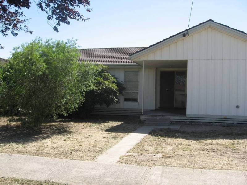 Neat 3 Bedroom Home Picture 1