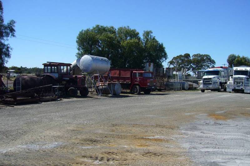 BUSINESS FOR SALE - MACHINERY Picture 3