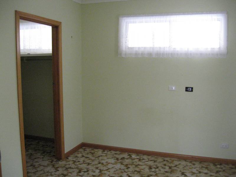 VERY NEAT 4 BEDROOM HOME Picture