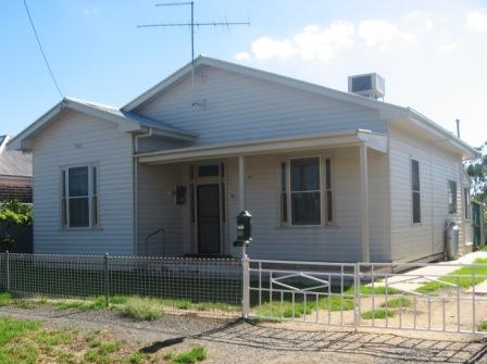 NEAT & TIDY HOME IN MURTOA Picture 2