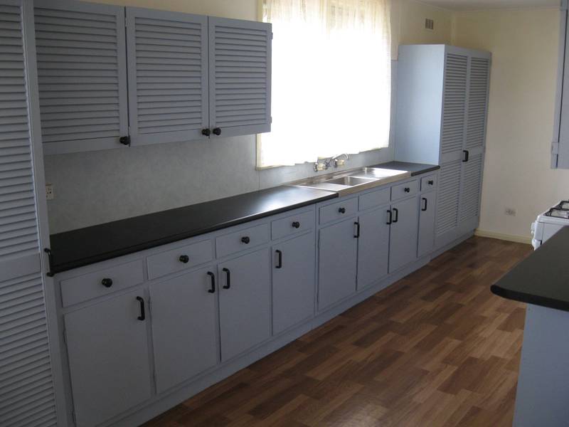 QUIET RURAL LIVING Picture 2