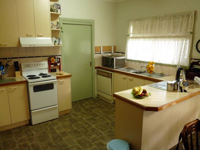 LOW MAINTAINENCE INVESTMENT Picture 3