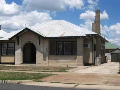 PRICE REDUCTION - FAMILY HOME WALK TO CBD & PARKS Picture PRICE REDUCTION - FAMILY HOME WALK TO CBD & PARKS Picture