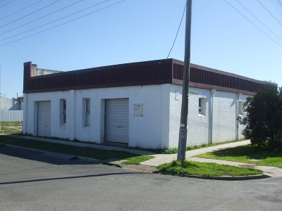 WARRACKNABEAL CENTRAL COMMERCIAL Picture