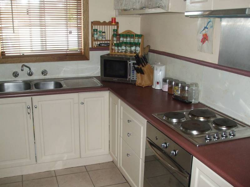 Comfortable living at an easy price! Picture 2