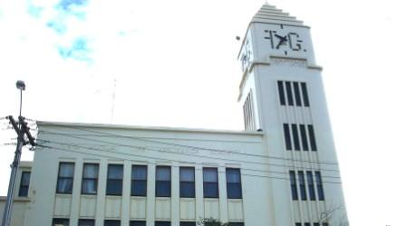 FRESHLY RENOVATED 2 BEDROOM UNIT - CENTRAL LOCATION Picture 1