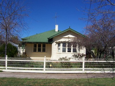 Impressive 3 Bedroom Home Picture Impressive 3 Bedroom Home Picture