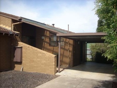 PERFECT LOCATION - 2 BEDROOM UNIT CLOSE TO CBD Picture PERFECT LOCATION - 2 BEDROOM UNIT CLOSE TO CBD Picture