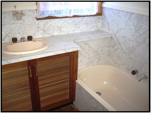 LOW MAINTENANCE UNIT CLOSE TO CBD Picture 3