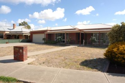 FANTASTIC LIFESTYLE PROPERTY WITH RIVER VIEWS Picture FANTASTIC LIFESTYLE PROPERTY WITH RIVER VIEWS Picture