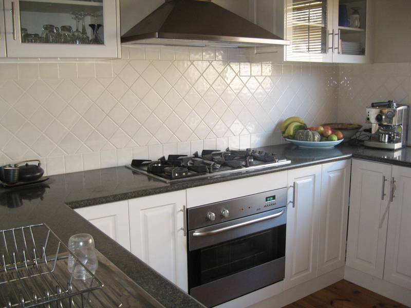 EXECUTIVE FAMILY HOME Picture 2