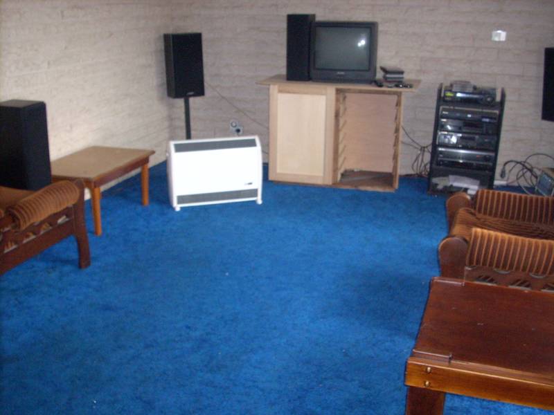 CENTRAL LOCATION Picture 3