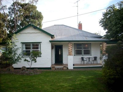 LOVELY FAMILY HOME Picture