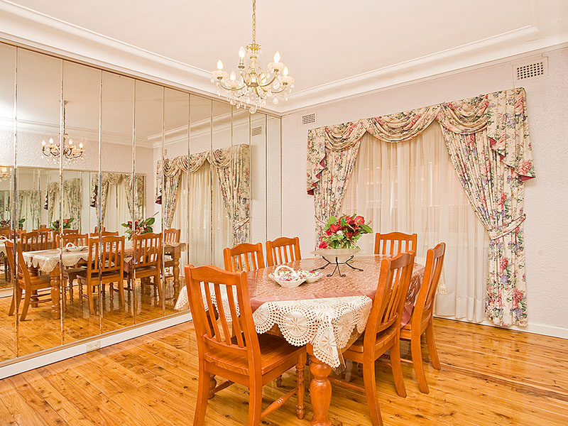 Family Style Picture 3