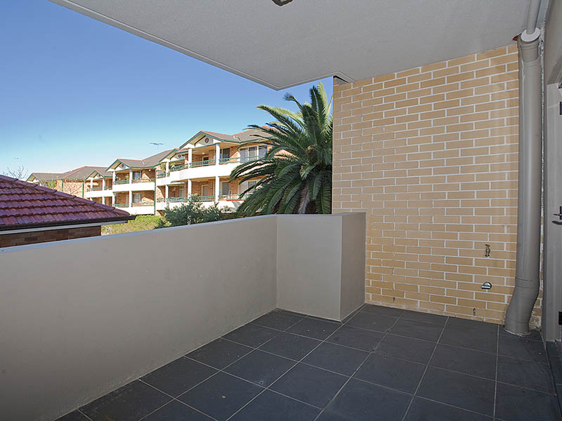 Modern One Bedder Picture 3