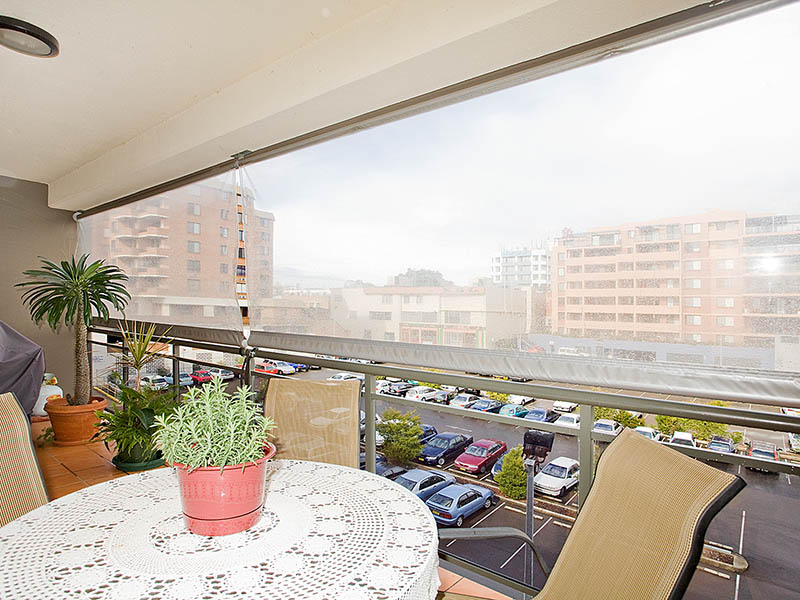 Come Inside Picture 3